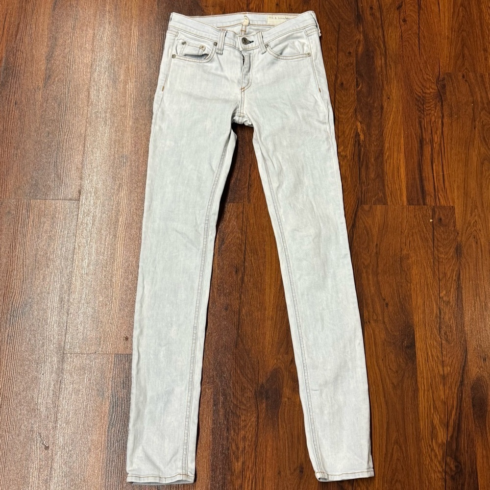 Rag and Bone Light Bleach out Jeans | Size 26